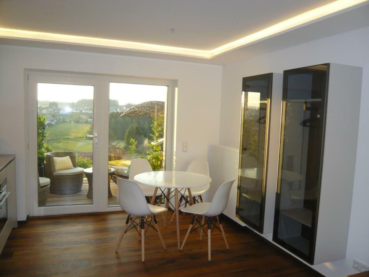 Haus Am Weinberg II Lägenhet Seekirchen am Wallersee Exteriör bild